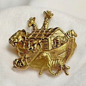 Gold Tone Noah’s Ark Brooch Animal Pair Design 1.5"